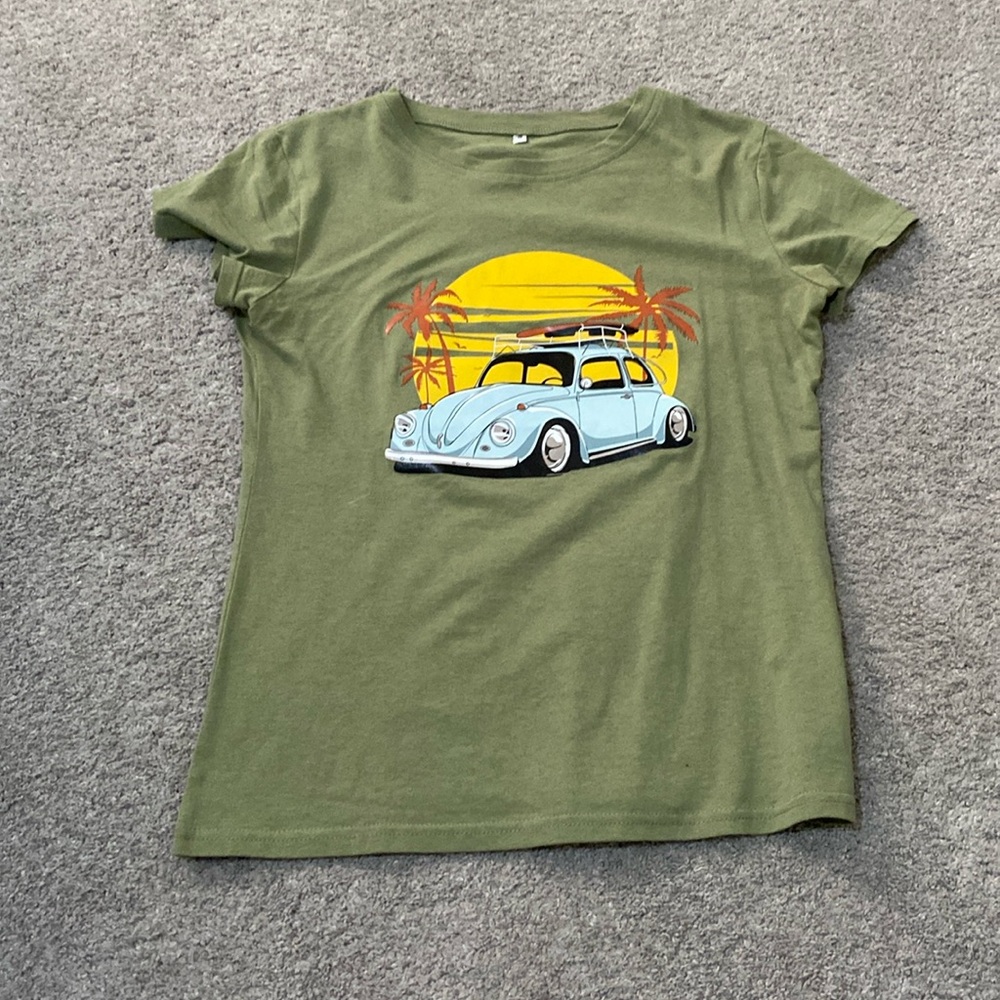 Car T-shirt